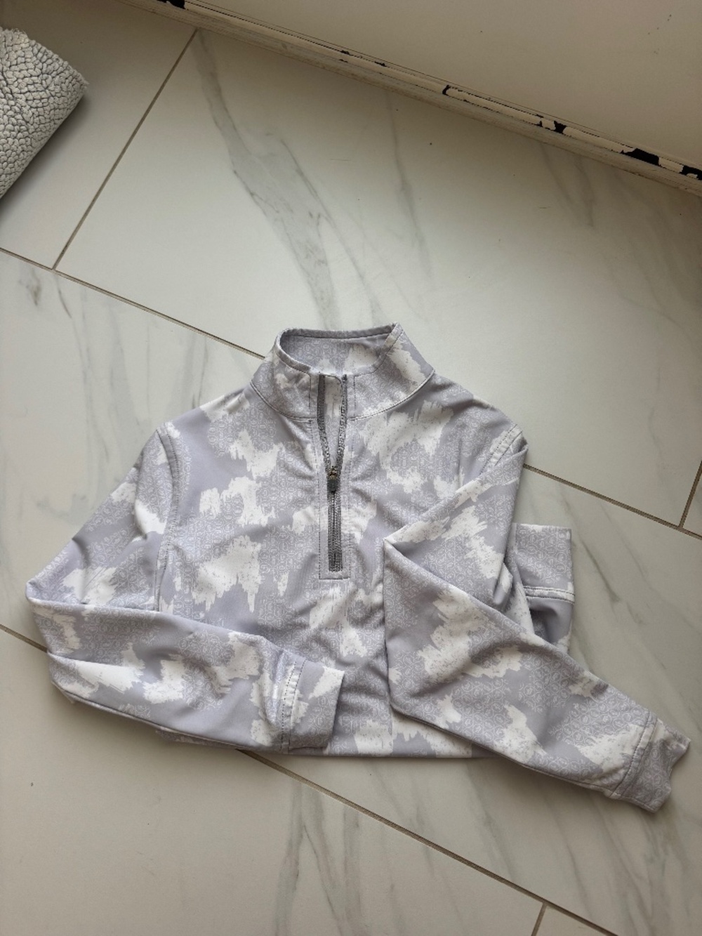 Peter Millar, extra small pullover, gray, and white
